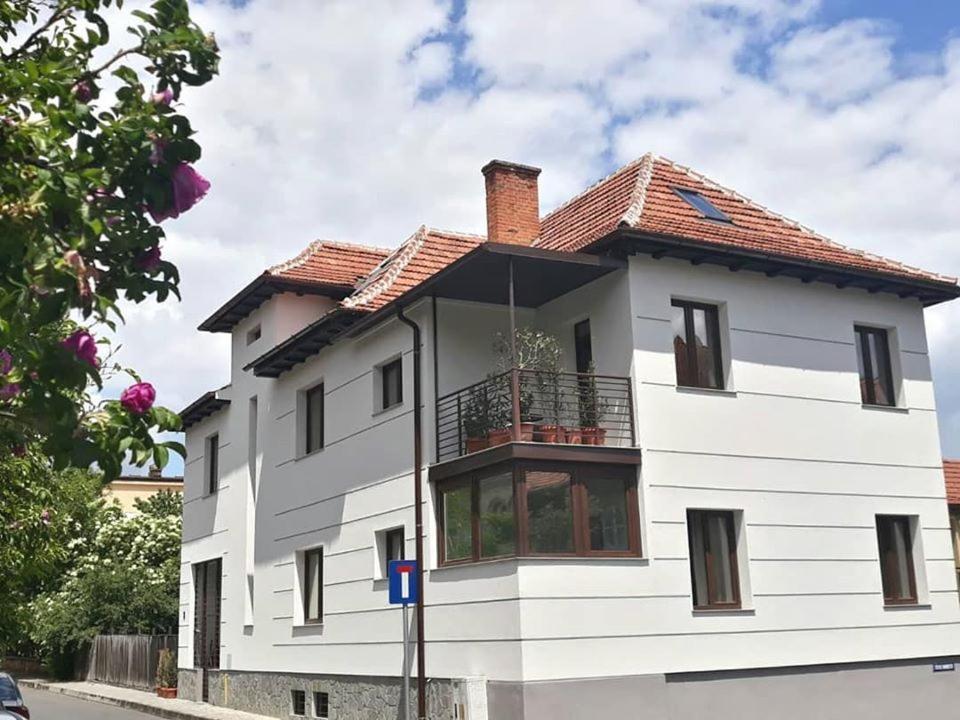 Casa Bologna Gazde/Camere de închiriat